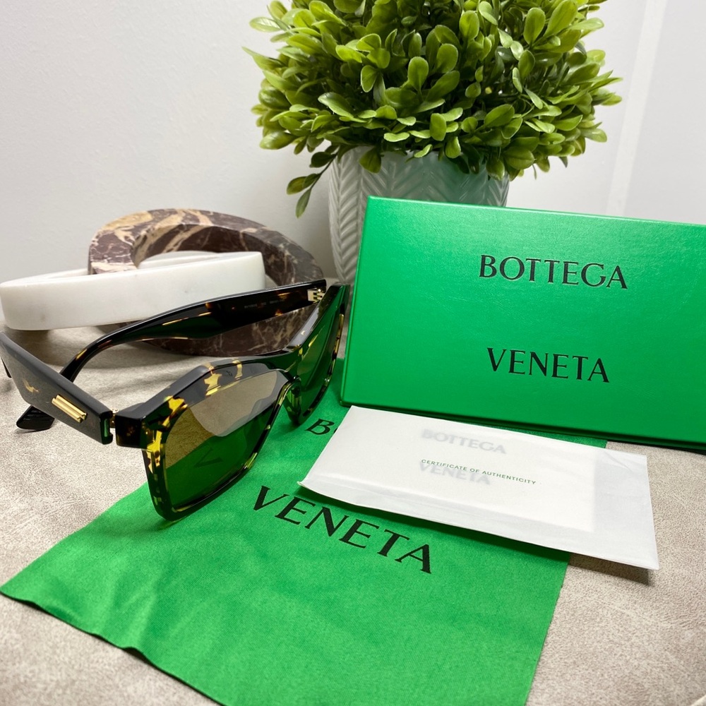 BOTTEGA VENETA 55mm Cat Eye Sunglasses Havana Frame Brown Lens | New in Case - Picture 11 of 11